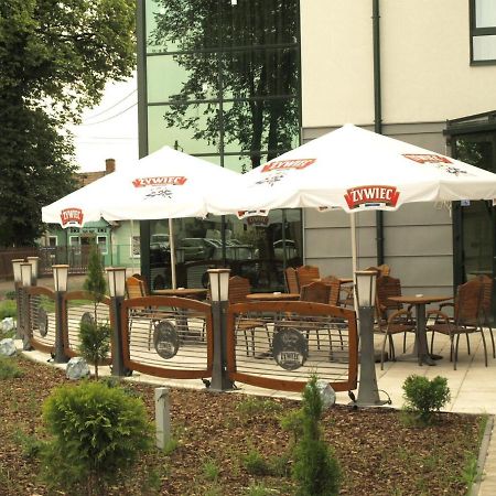 Hotel Niepołomice Eksteriør billede