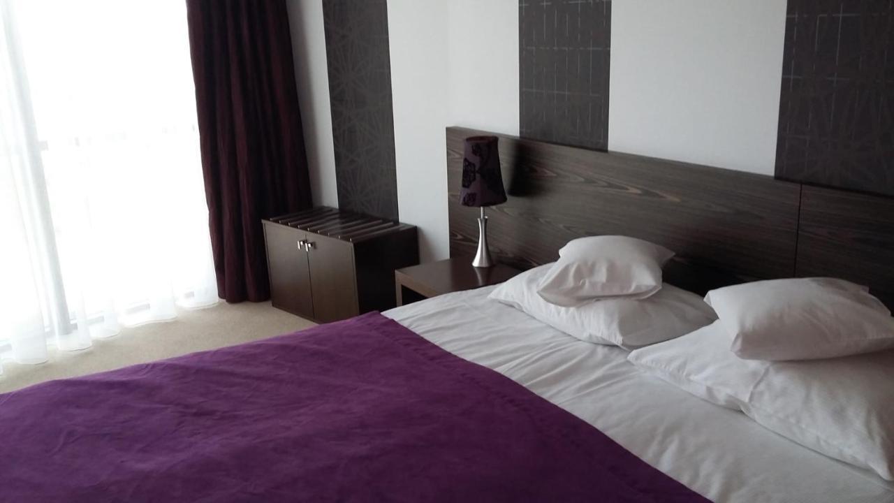 Hotel Niepołomice Eksteriør billede