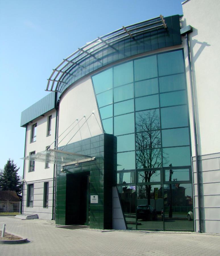 Hotel Niepołomice Eksteriør billede
