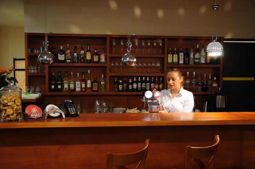 Hotel Niepołomice Eksteriør billede