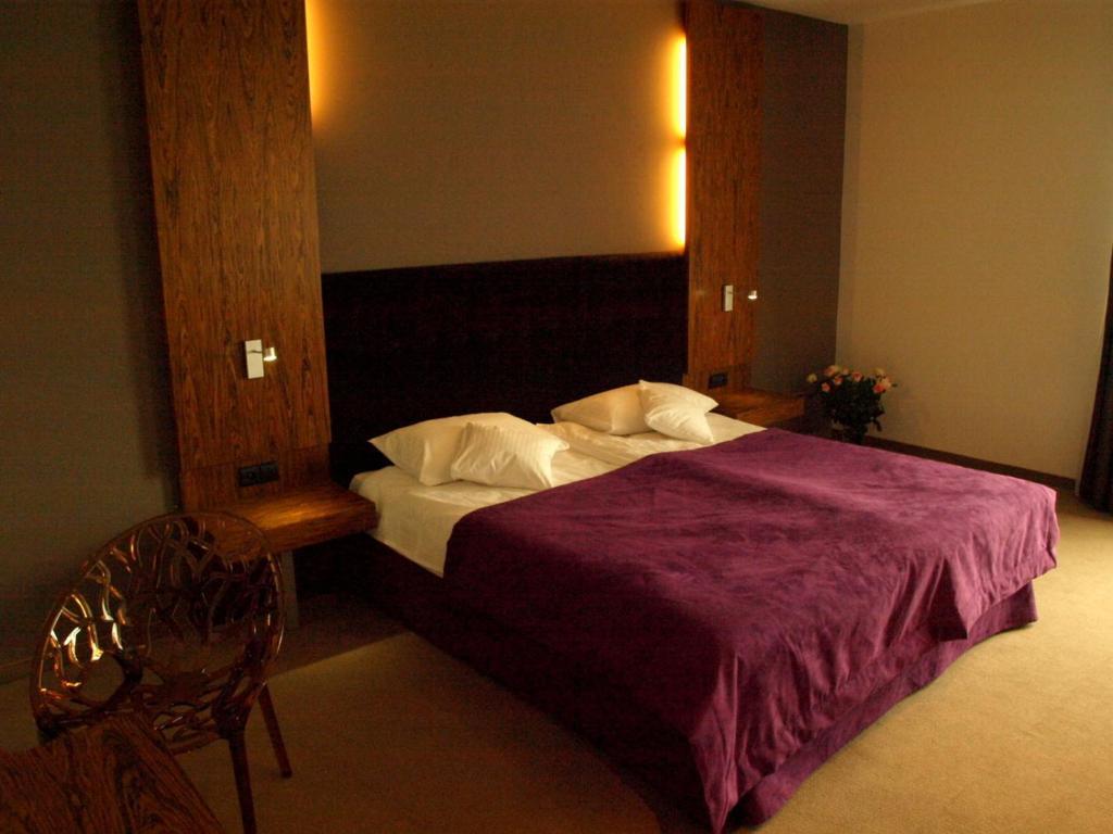 Hotel Niepołomice Værelse billede